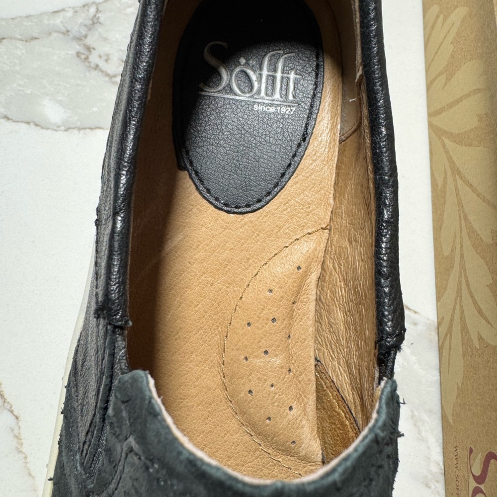 Sofft Brand Somers III SLIP-ons in Black Leather - Picture 9 of 9